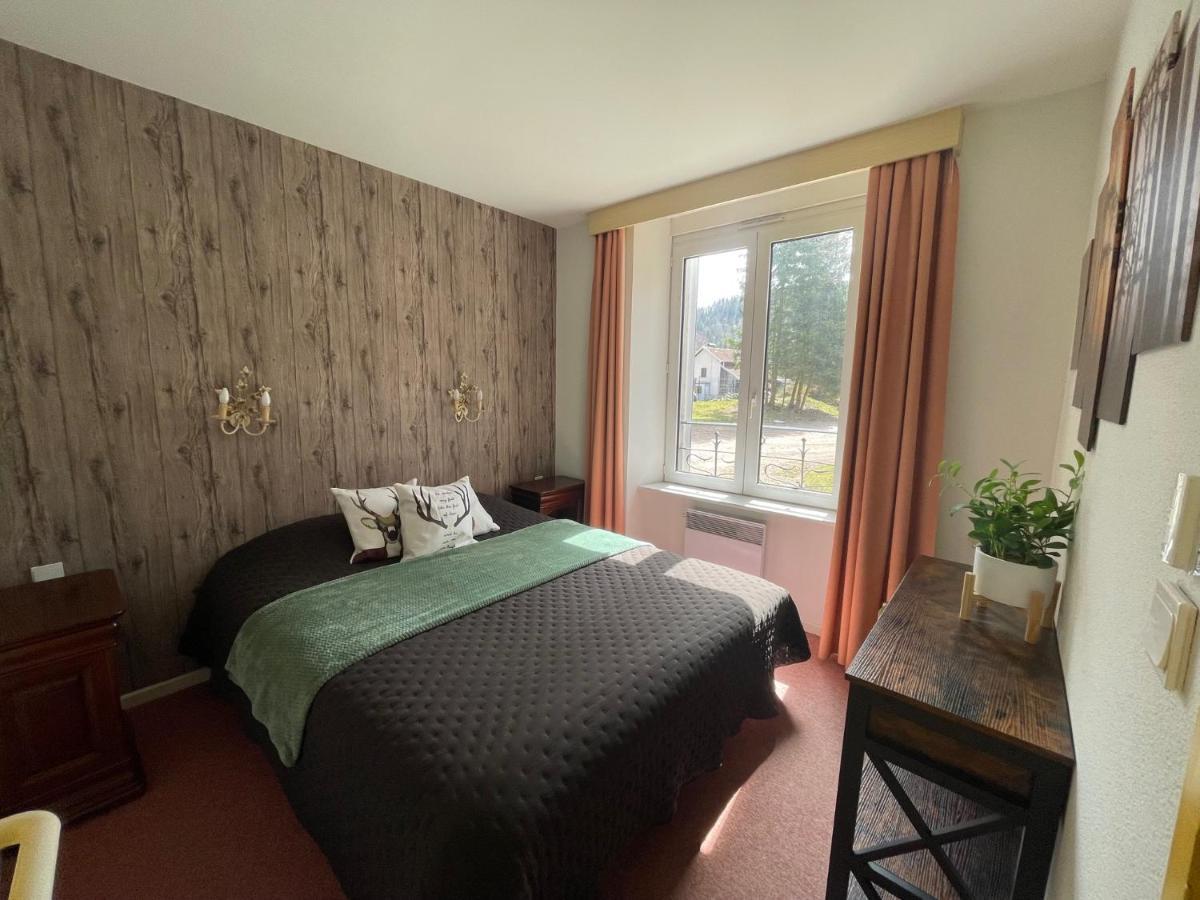 Apartamento Demoiselle Des Roches Ramonchamp Exterior foto
